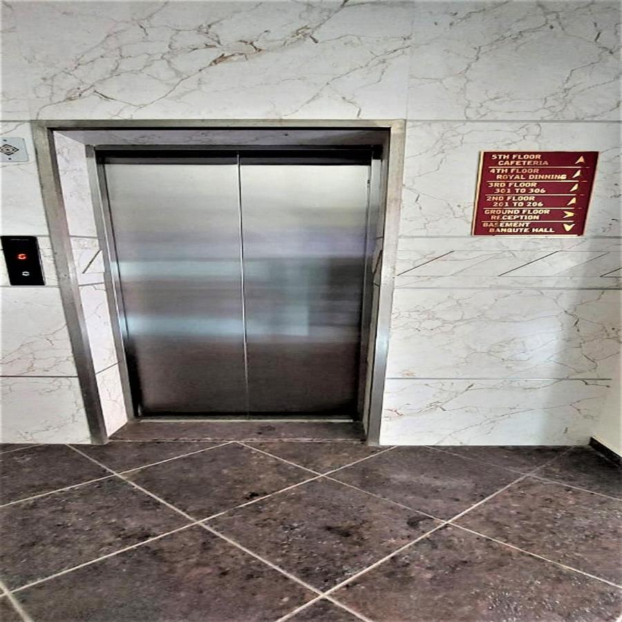 Hotel Rose Gold Ahmednagar Exteriér fotografie