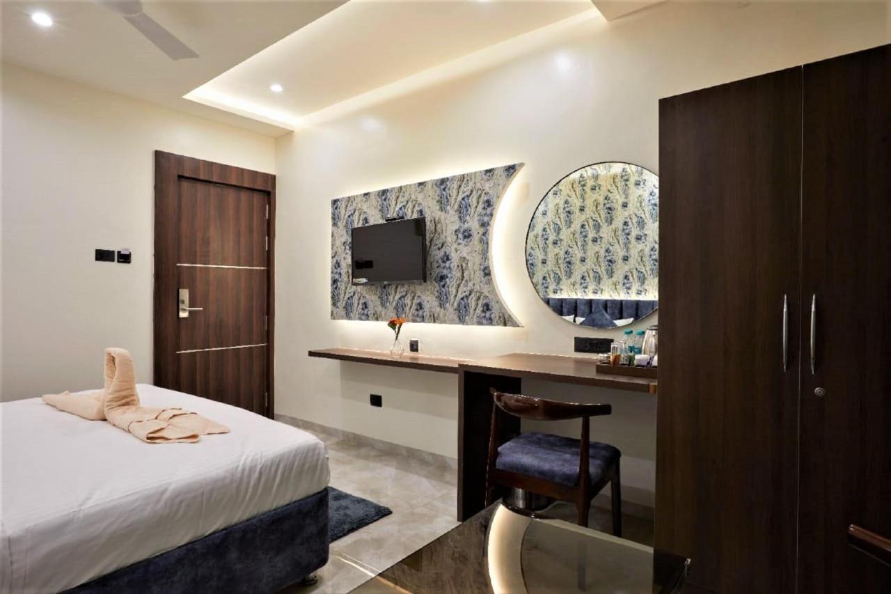 Hotel Rose Gold Ahmednagar Exteriér fotografie